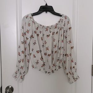 Arizona Jean Co white floral cropped off-shoulder top